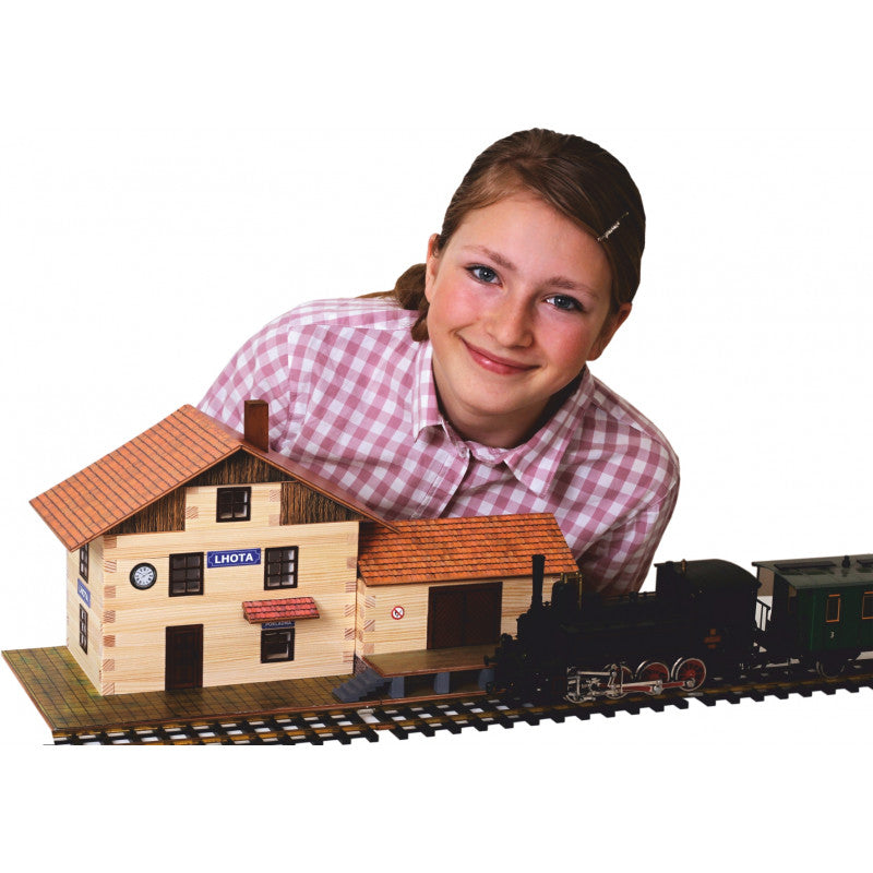 Set constructie arhitectura Gara, 213 piese din lemn, Walachia